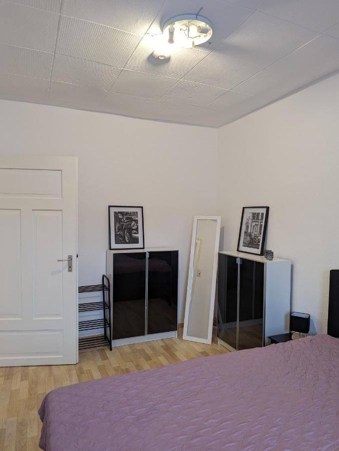 שוויינפורט Ferienwohnung Am Theater מראה חיצוני תמונה